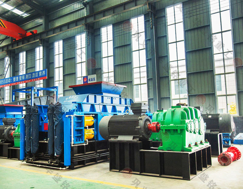 鞏義液壓對輥制砂機(jī)多少錢一臺？